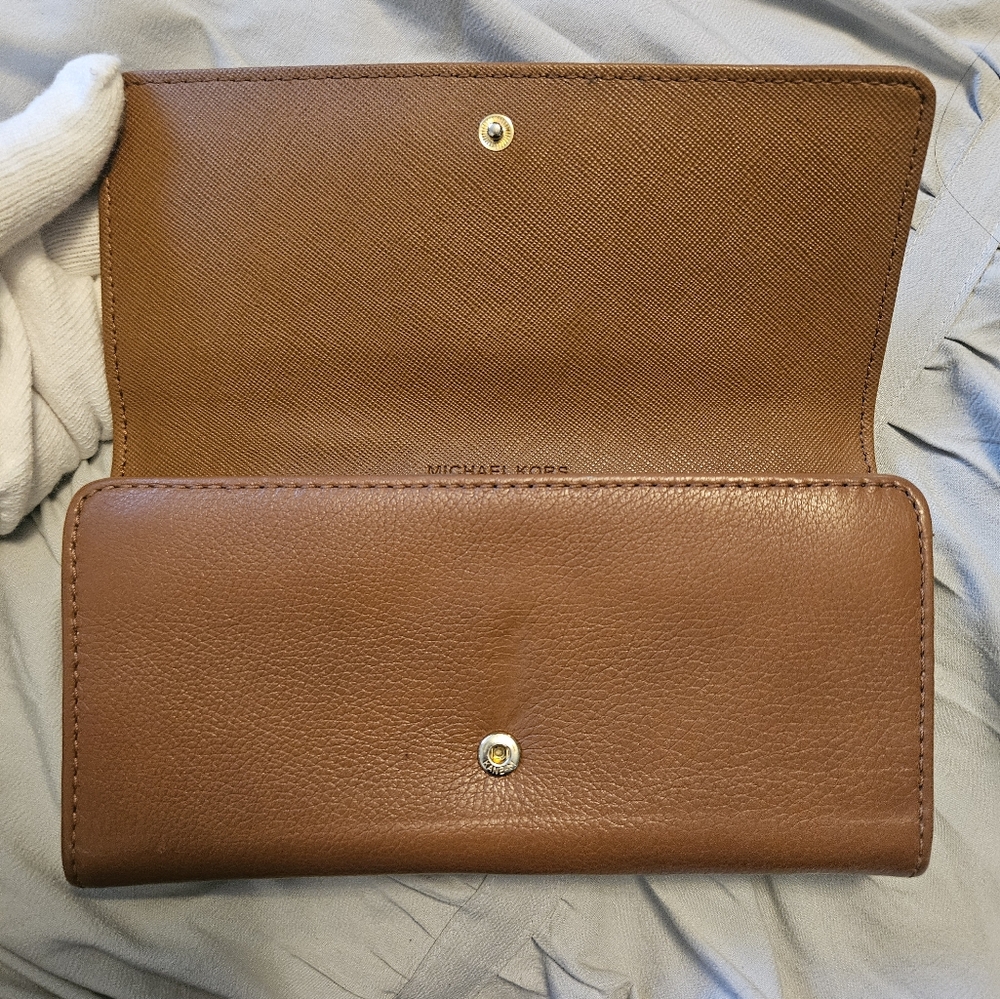 Michael Kors Logo Brown Leather Wallet Clutch - Picture 3 of 5